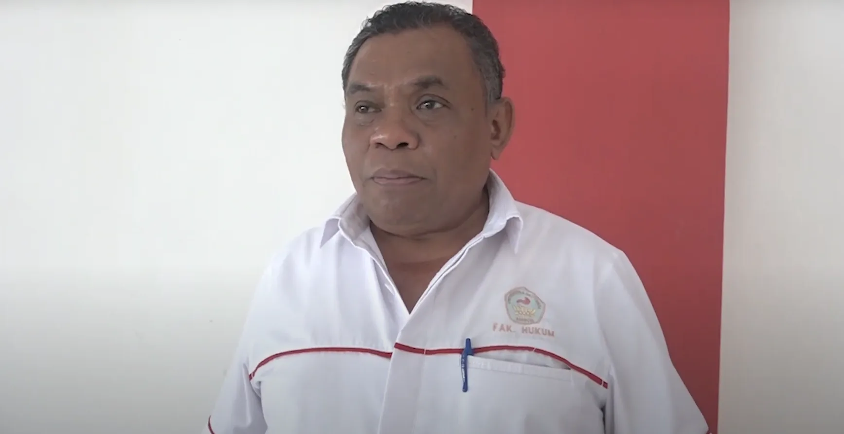 Legitimasi hukum adat