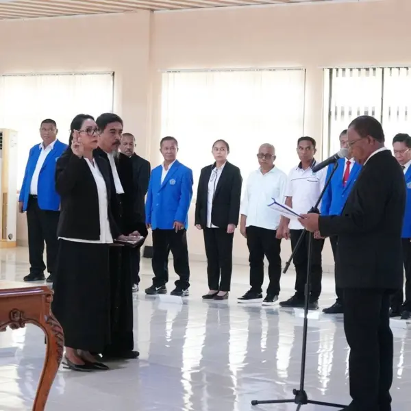 Pelantikan Dekan Fakultas Hukum