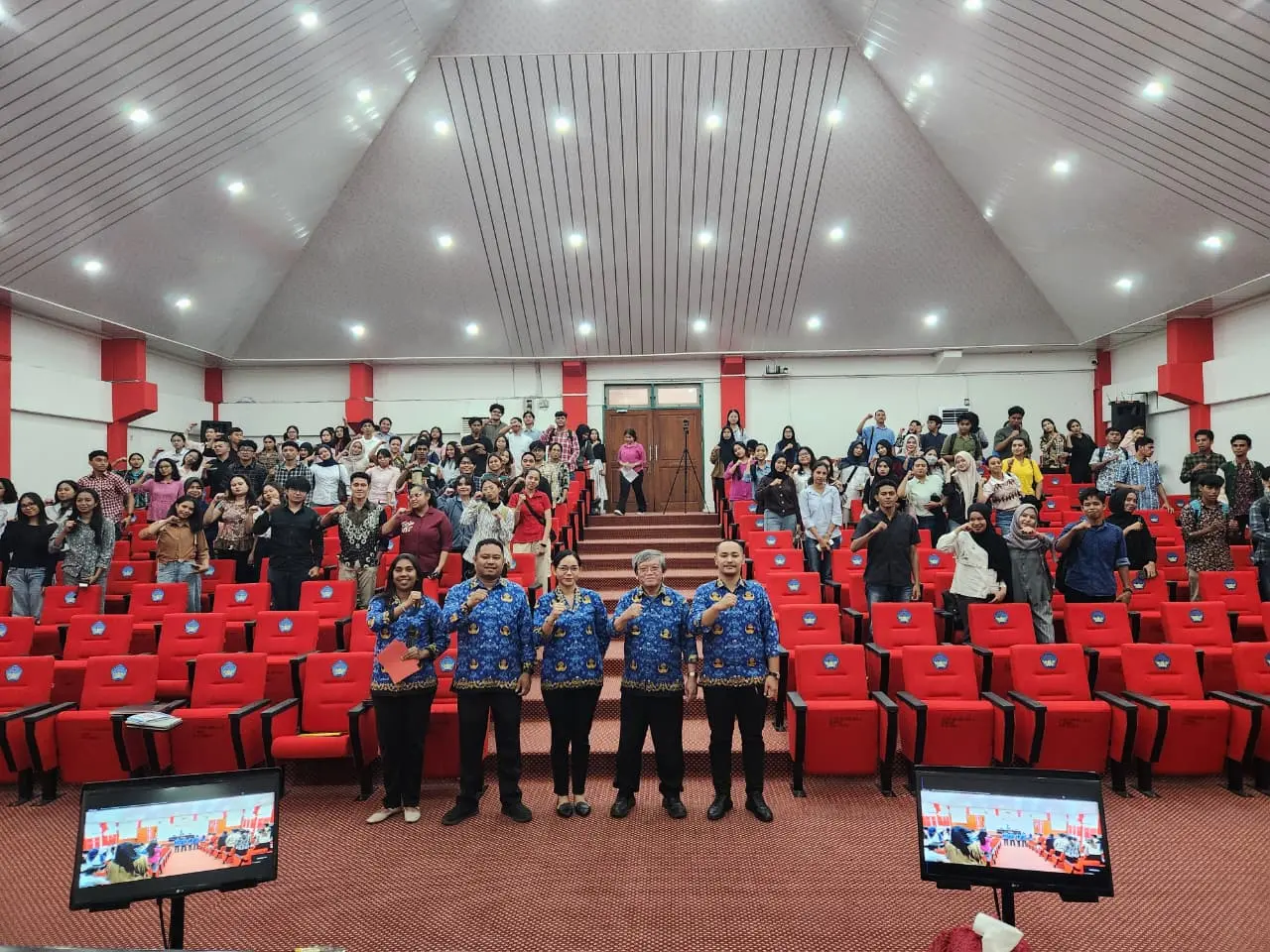Seminar Nasional FH Unpatti Bahas Tantangan Pengelolaan Pulau-Pulau Kecil dan Kawasan Perbatasan di Maluku
